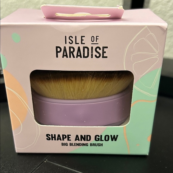Isle of Paradise Pastel Blending Brush - Picture 2 of 3